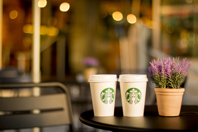 starbucks-flowers