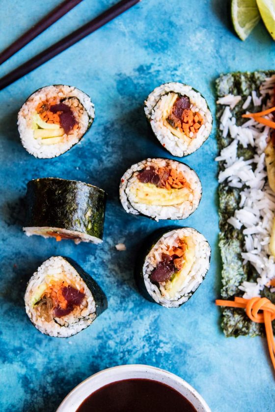 Korean-Avocado-Tuna-Sushi-Roll-7