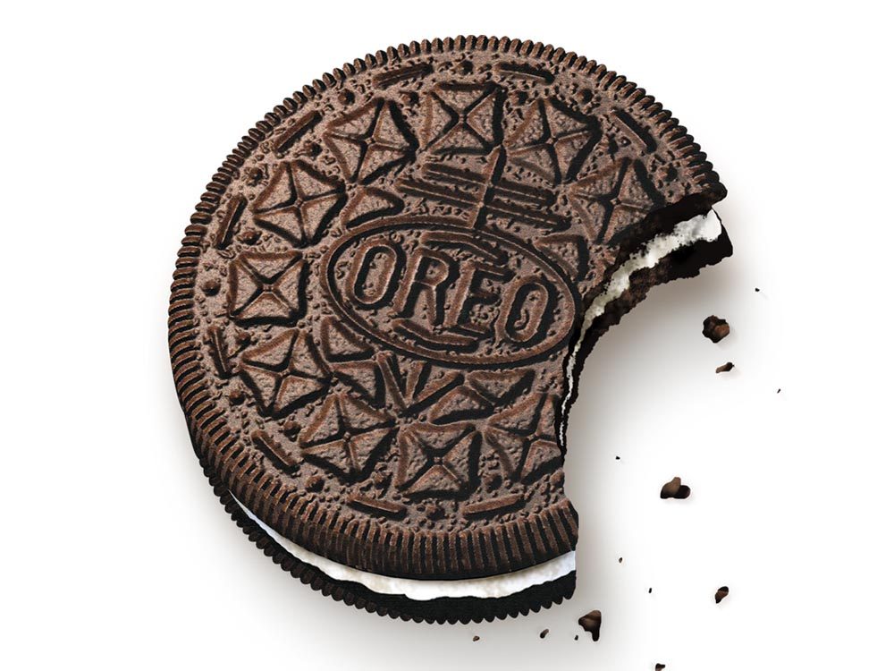 How do you eat your Oreo? Eating offers creativity